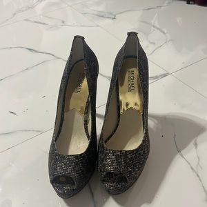 Brand: MICHEAL KORS; Size 11M; Color Cheetah Brown Glitter